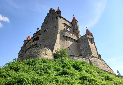 Bouzov