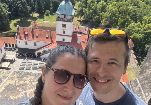 Nádvoří hradu z hradní věže